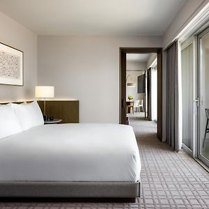 Signature One-Bedroom Corner King Suite Mobility accessible